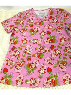 Strawberry Shortcake Pink Scrub Top V-Neck Cartoon Print With Pockets M